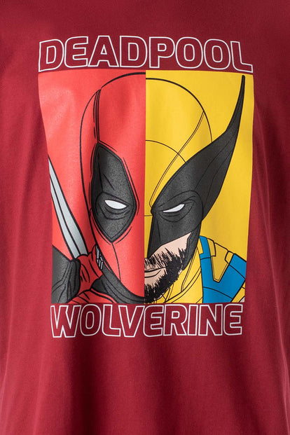  POLERA  DE DEADPOOL ROJO BOSQUE MANGA CORTA GÉNERO NEUTRO