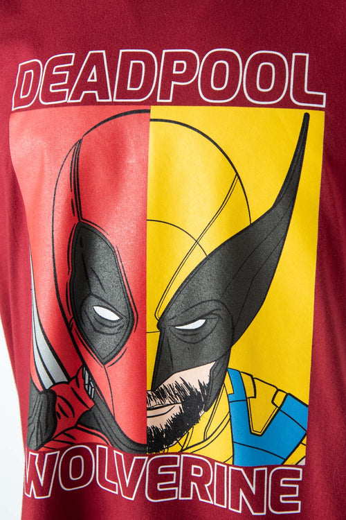 Card slide image -  POLERA  DE DEADPOOL ROJO BOSQUE MANGA CORTA GÉNERO NEUTRO