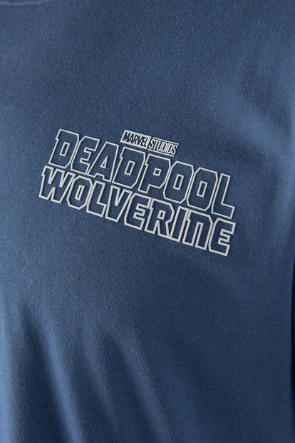  POLERA  DE DEADPOOL AZUL CON ESTAMPADO EN ESPALDA GÉNERO NEUTRO
