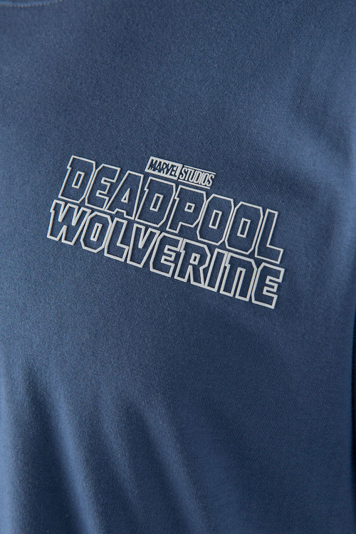 Card slide image -  POLERA  DE DEADPOOL AZUL CON ESTAMPADO EN ESPALDA GÉNERO NEUTRO