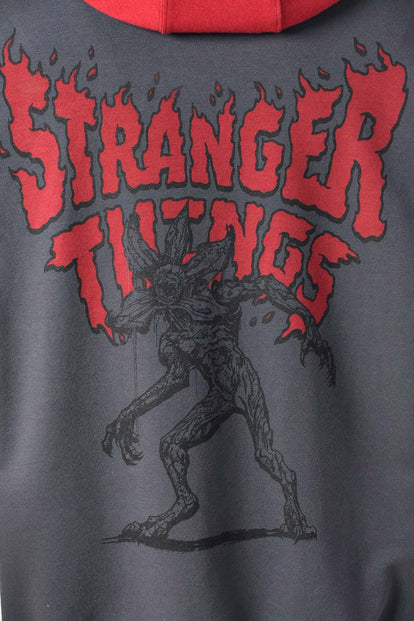  POLERON DE STRANGER THINGS CON CAPUCHA PARA HOMBRE