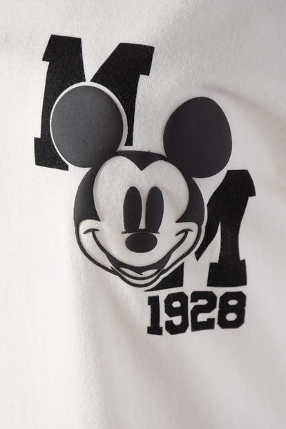  POLERA DE MICKEY MOUSE OVERSIZED FIT PARA MUJER