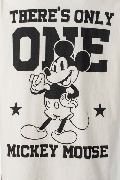  POLERA DE MICKEY MOUSE OVERSIZED FIT PARA MUJER