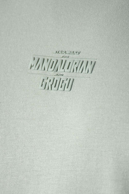  POLERA DE MANDALORIAN REGULAR FIT VERDE PARA HOMBRE